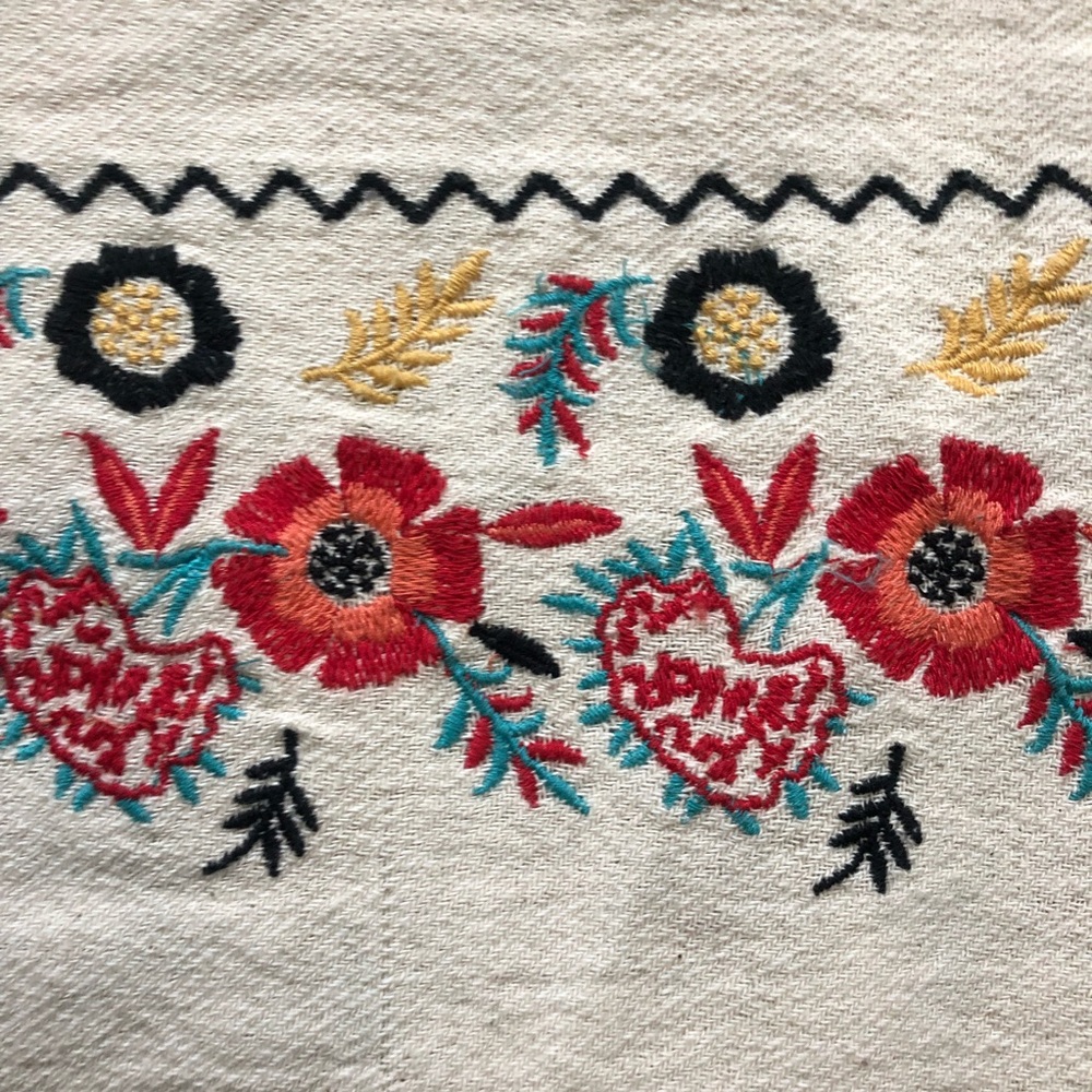 Zara scarf - Picture 2 of 3